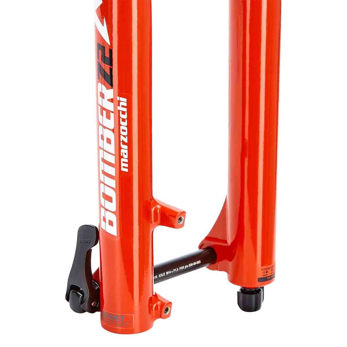Forcella Marzocchi Bomber Z2 E-Bike 29 A 140 mm 15x110 mm BOOST av44 Forcella Marzocchi Bomber Z2 E-Bike 29 A 140 mm 15x110 mm BOOST av44