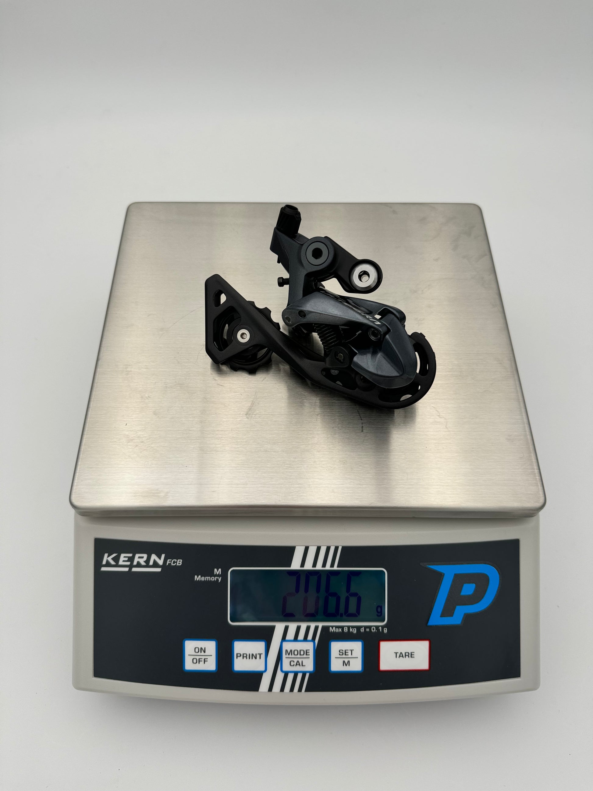 Dérailleur pour route ar marque Shimano 105 r7000gs 11v chape moyenne Dérailleur pour route ar marque Shimano 105 r7000gs 11v chape moyenne